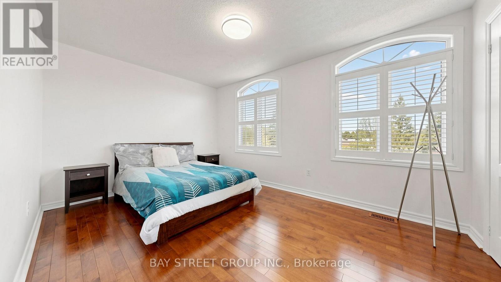 37 Bayswater Avenue, Richmond Hill, Ontario  L4E 4E5 - Photo 17 - N13696616