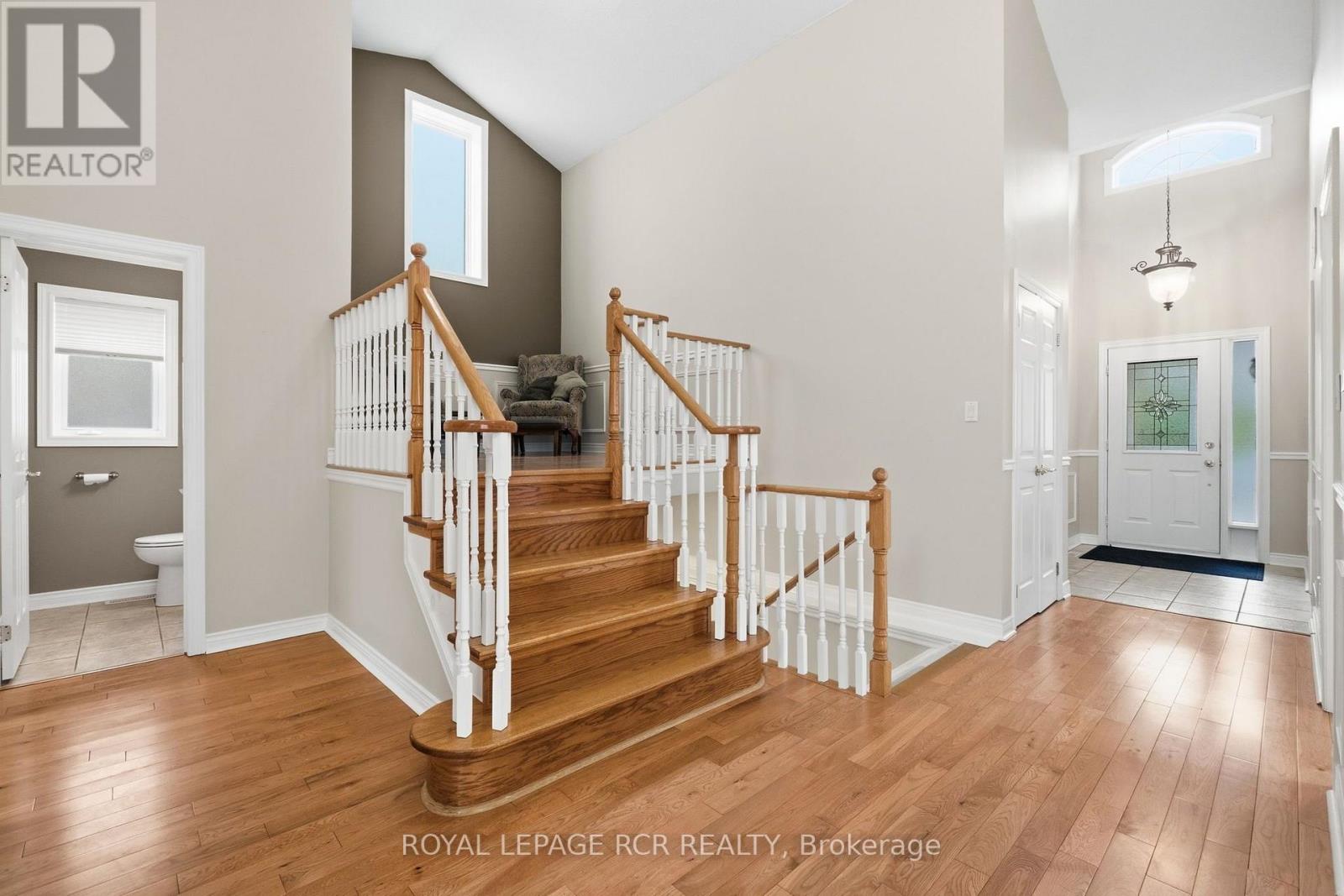 2 - 46 Sunset Boulevard, New Tecumseth, Ontario  L9R 1Z5 - Photo 10 - N13696678