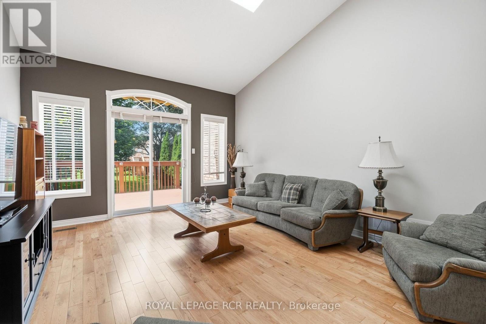 2 - 46 Sunset Boulevard, New Tecumseth, Ontario  L9R 1Z5 - Photo 16 - N13696678