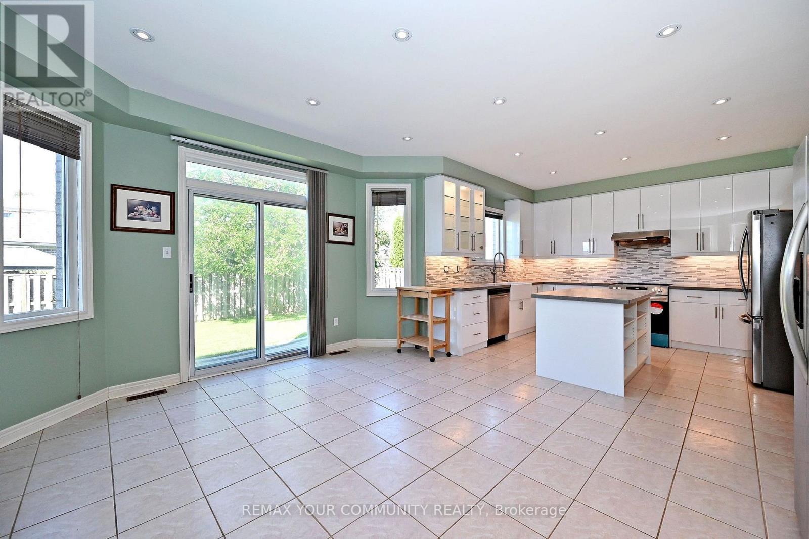 14 Houser Street, Markham, Ontario L6E 1H9 - Photo 7 - N13696700