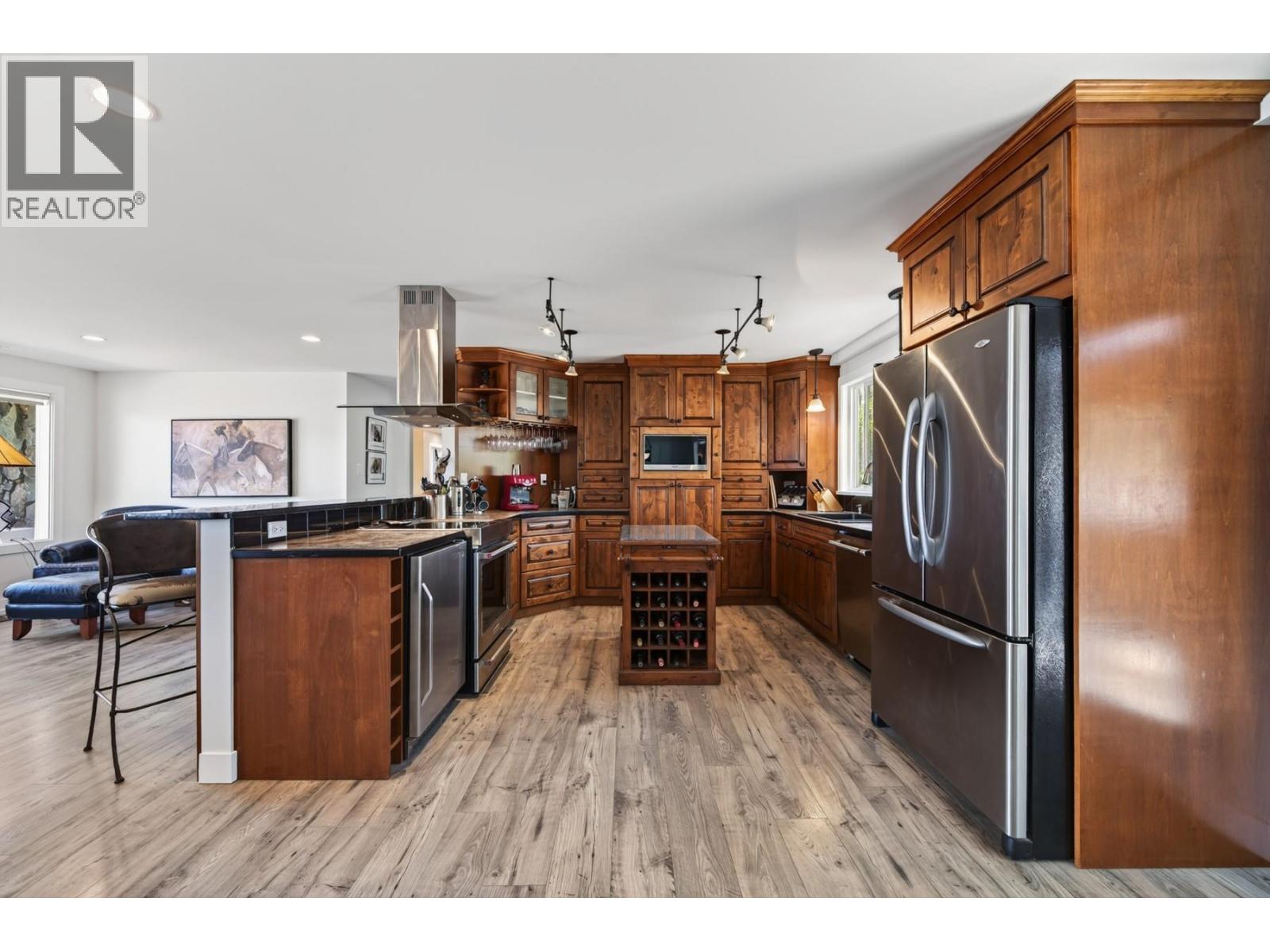 5657 Beaton Road, Kamloops, British Columbia  V1S 2A4 - Photo 7 - 10397970