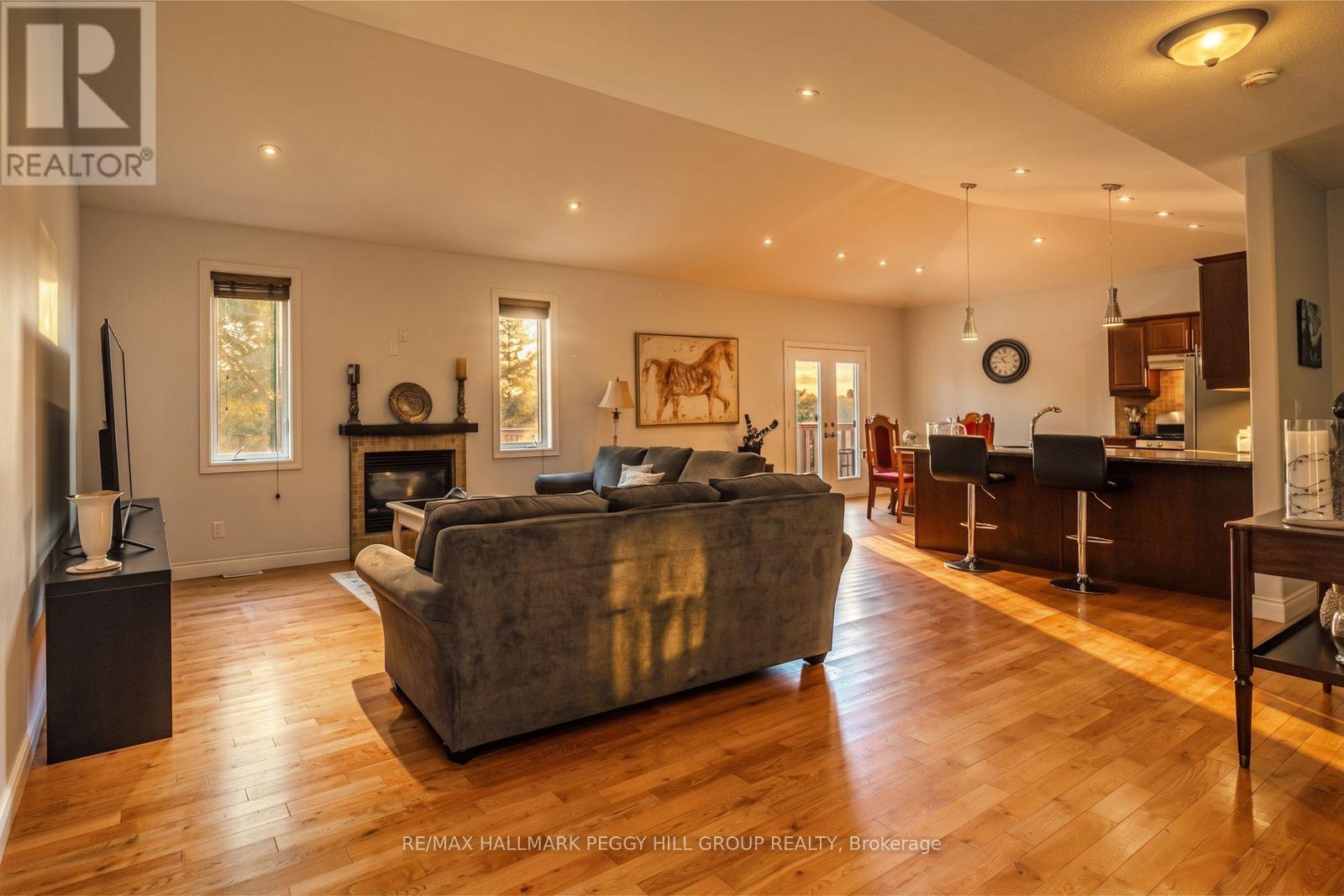 122 Trout Lane, Tiny, Ontario  L9M 0J1 - Photo 3 - S13696646