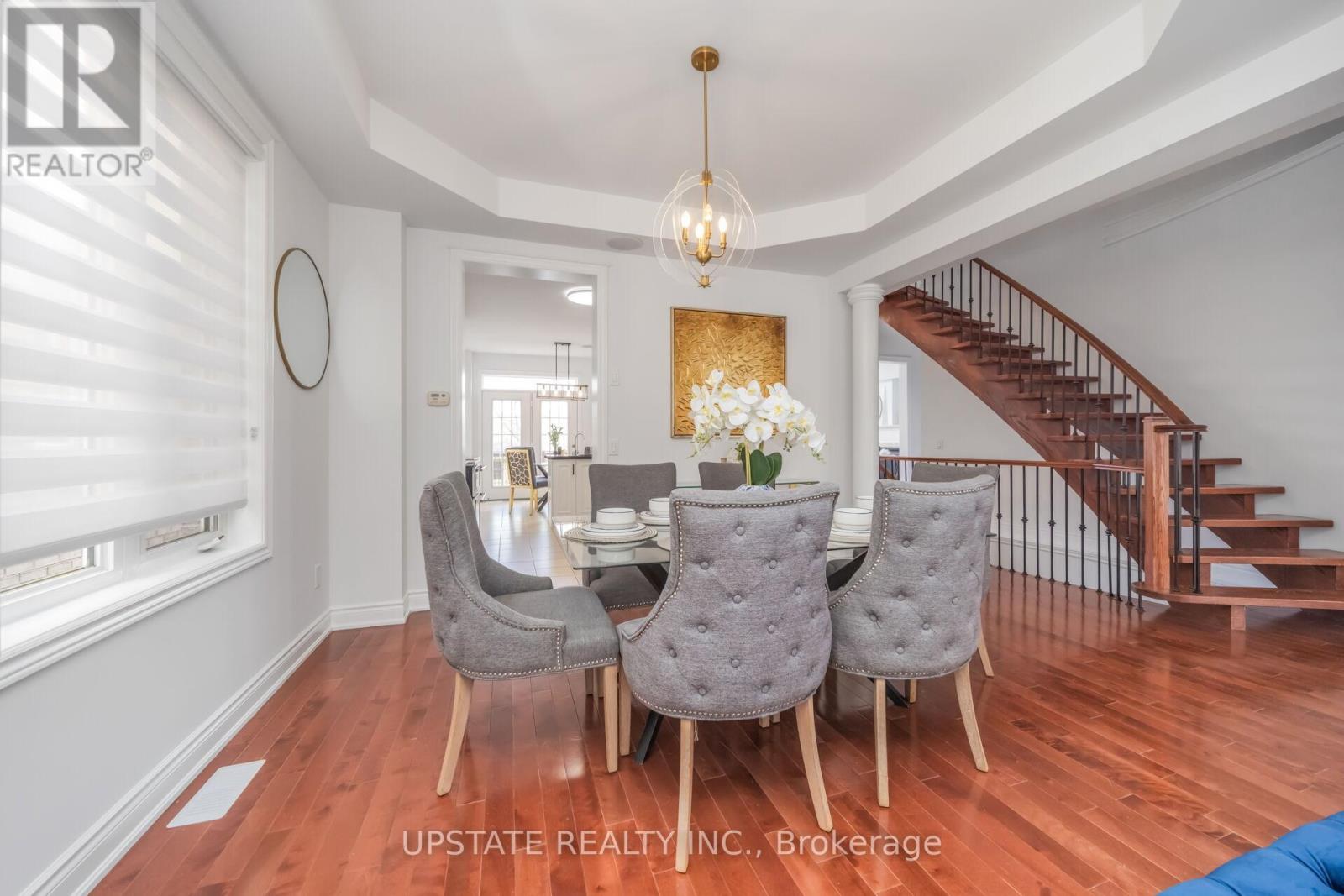 19 Eaglesprings Crescent, Brampton, Ontario L6P 2V8 - Photo 9 - W13696480
