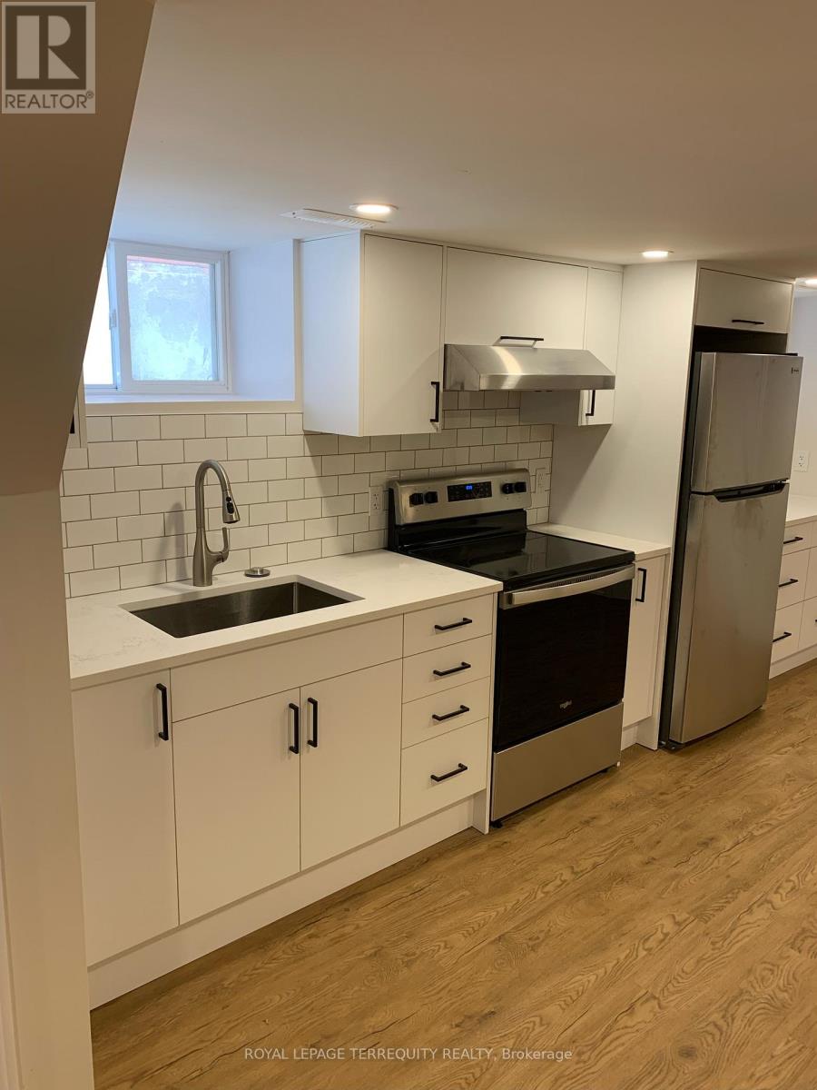 Lower - 1527 Dufferin Street, Toronto, Ontario  M6H 3L5 - Photo 3 - W13696524