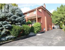 9 BENALTO ROAD, Toronto, Ontario