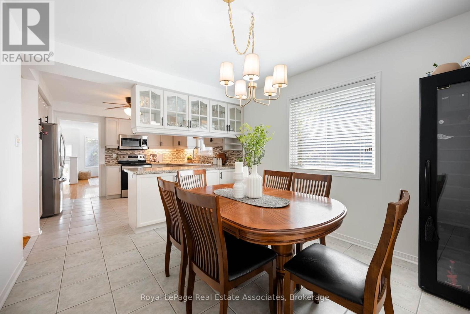 5581 Wheatland Court, Mississauga, Ontario  L5V 2E4 - Photo 31 - W13696590