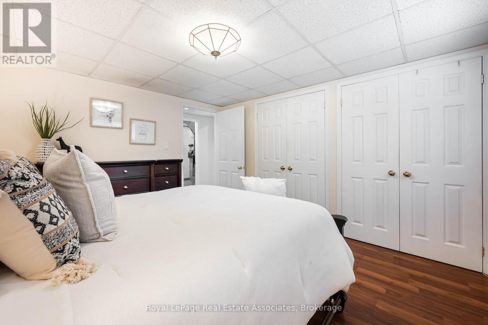 5581 Wheatland Court, Mississauga, Ontario  L5V 2E4 - Photo 43 - W13696590