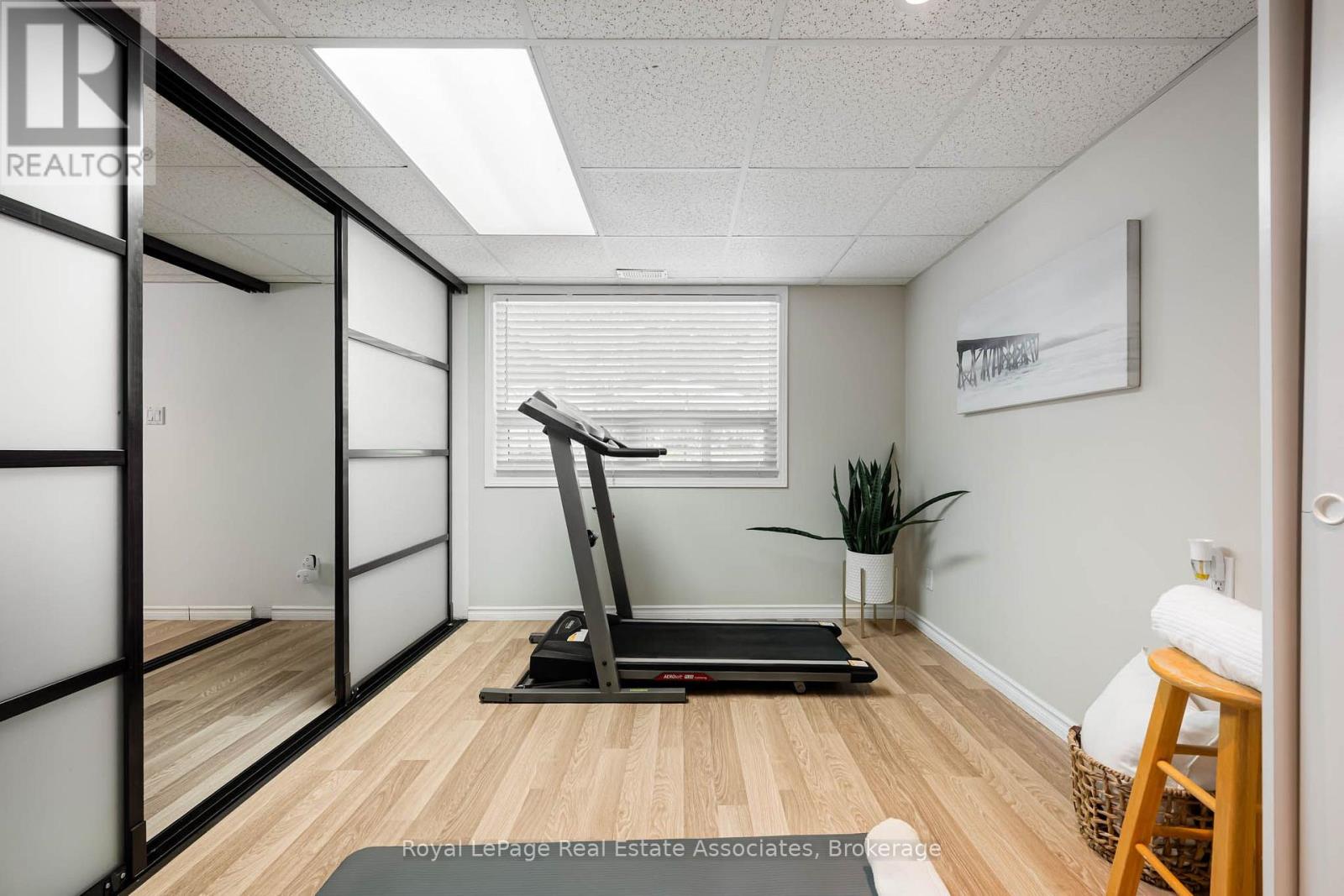 5581 Wheatland Court, Mississauga, Ontario  L5V 2E4 - Photo 47 - W13696590