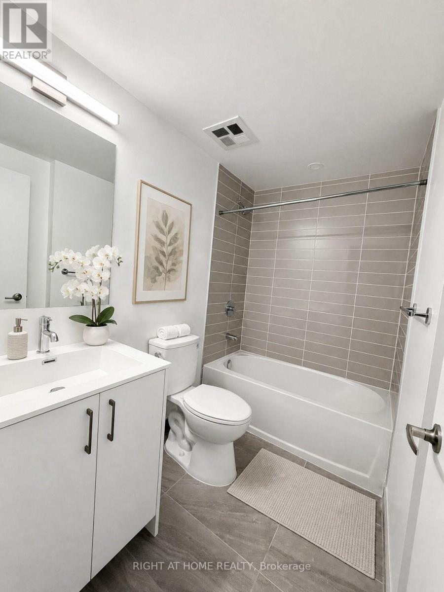 1522 - 4010 Eglinton Avenue W, Toronto, Ontario  M9A 0G5 - Photo 6 - W13696636