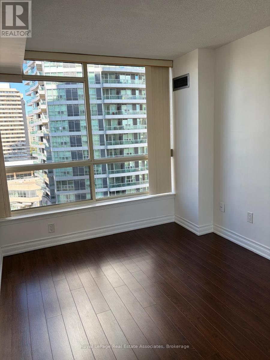 809 - 55 Elm Drive W, Mississauga, Ontario  L5B 3Z3 - Photo 14 - W13696656