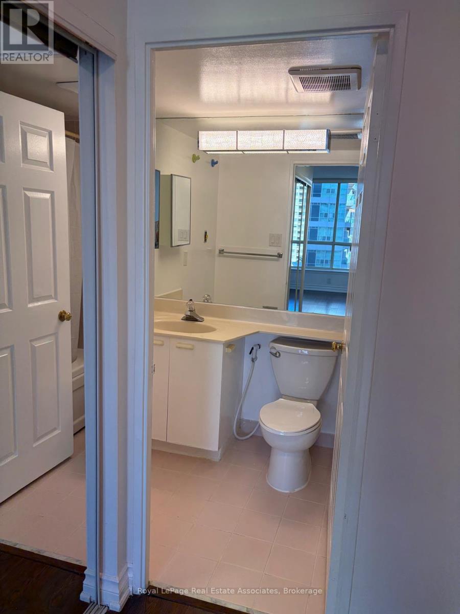 809 - 55 Elm Drive W, Mississauga, Ontario  L5B 3Z3 - Photo 27 - W13696656