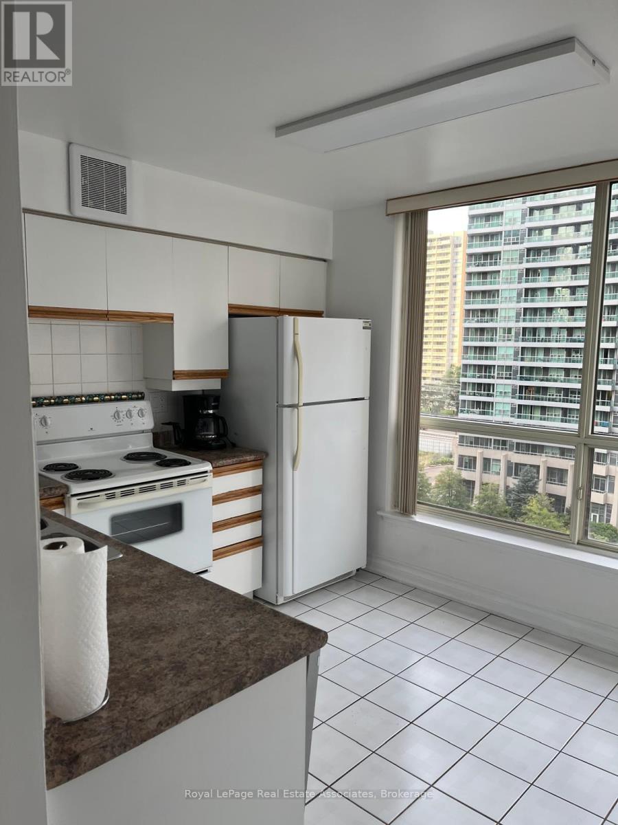 809 - 55 Elm Drive W, Mississauga, Ontario  L5B 3Z3 - Photo 29 - W13696656