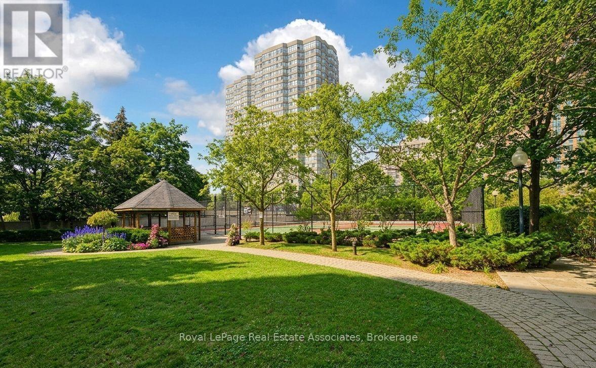 809 - 55 Elm Drive W, Mississauga, Ontario  L5B 3Z3 - Photo 7 - W13696656
