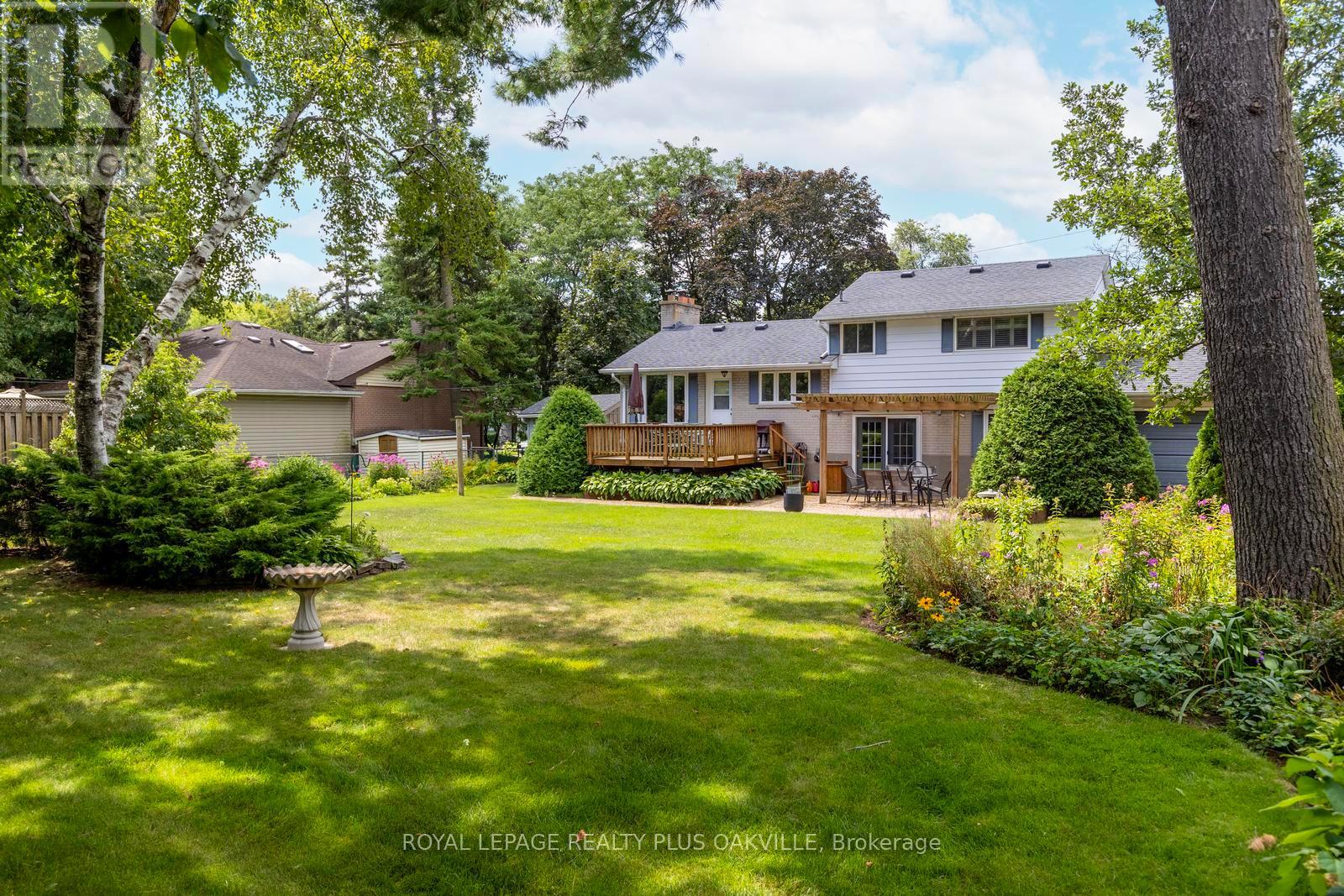 227 Sandwell Drive, Oakville, Ontario  L6L 4P3 - Photo 4 - W13696706