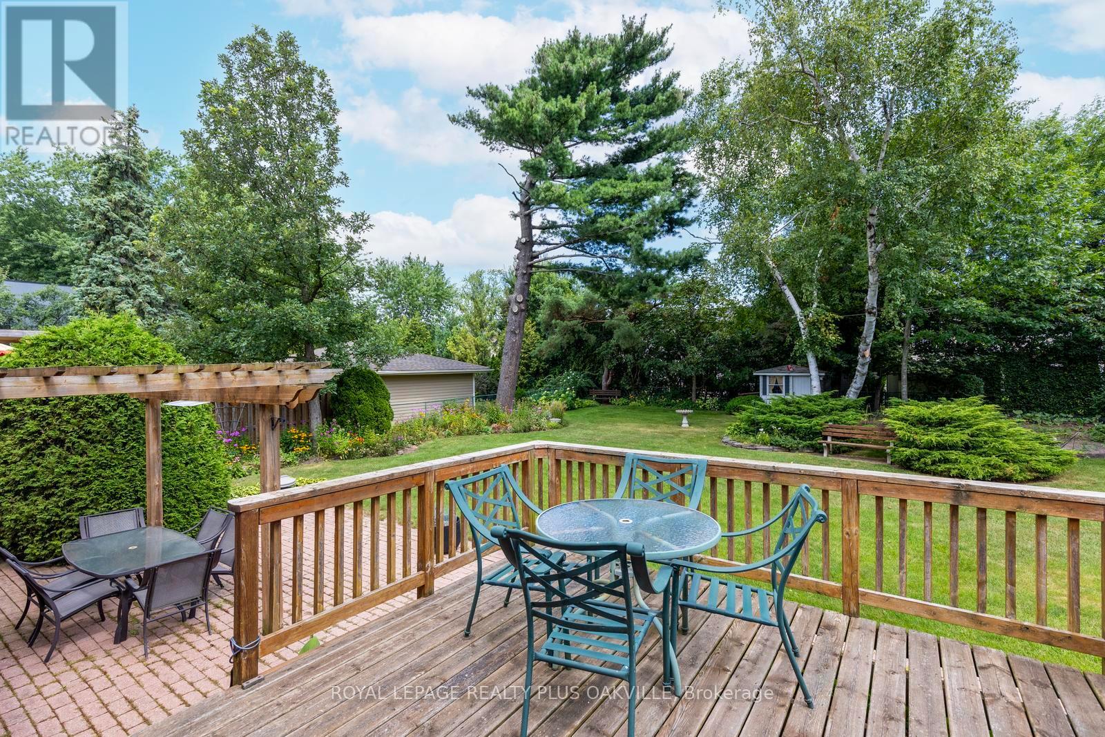 227 Sandwell Drive, Oakville, Ontario  L6L 4P3 - Photo 8 - W13696706