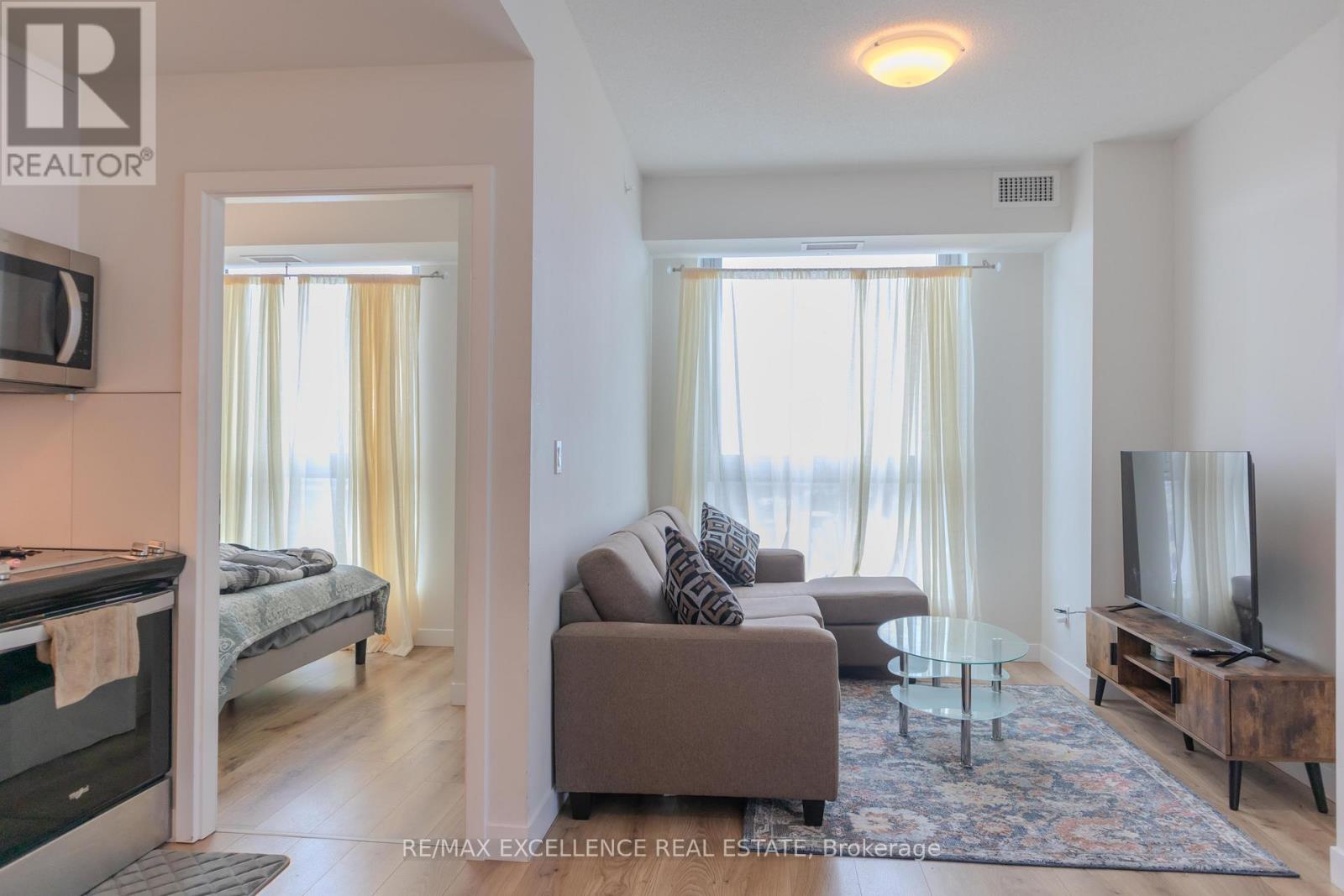 2702 - 60 Frederick Street W, Kitchener, Ontario  N2H 0C7 - Photo 5 - X13696604
