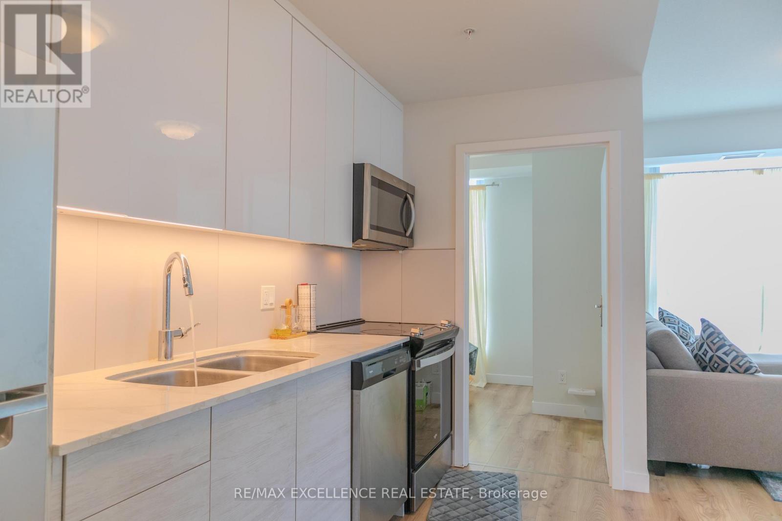 2702 - 60 Frederick Street W, Kitchener, Ontario  N2H 0C7 - Photo 9 - X13696604
