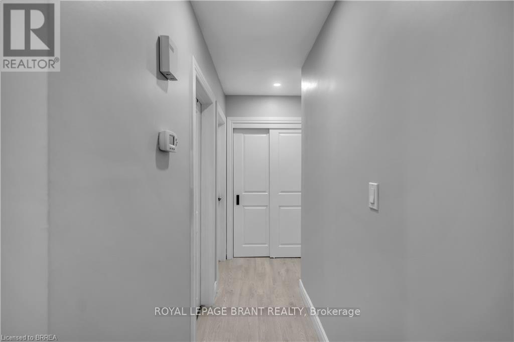 18 Kingsmount Crescent, Brantford, Ontario  N3T 5L7 - Photo 12 - X13696668