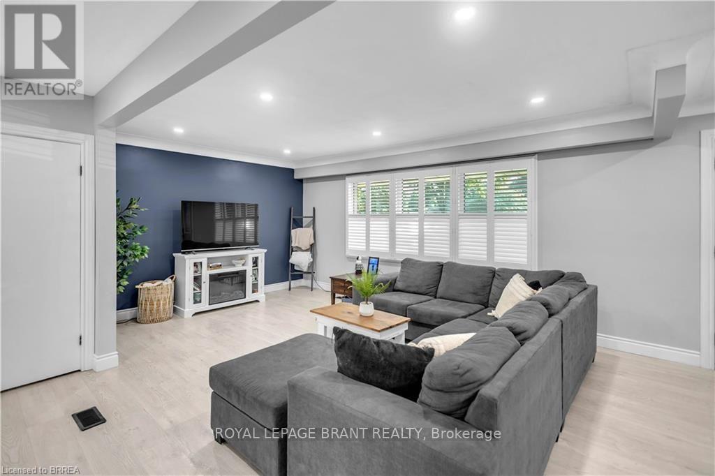 18 Kingsmount Crescent, Brantford, Ontario  N3T 5L7 - Photo 7 - X13696668