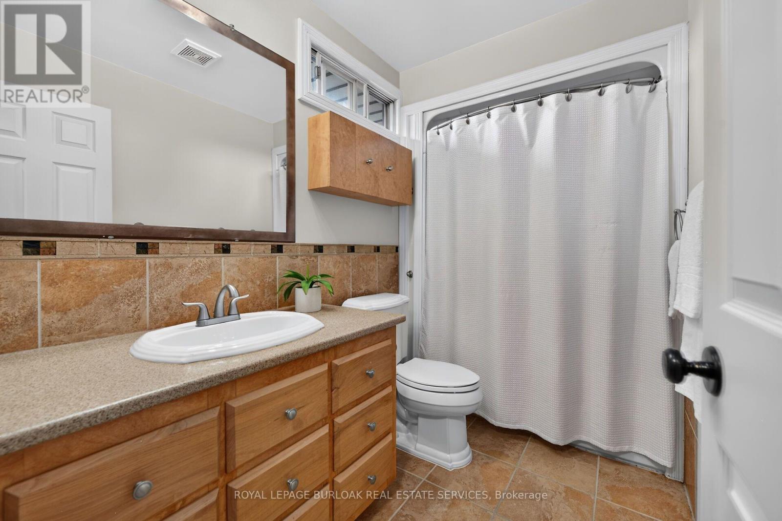 6 Margaret Avenue, Grimsby, Ontario  L3M 4S1 - Photo 28 - X13696676