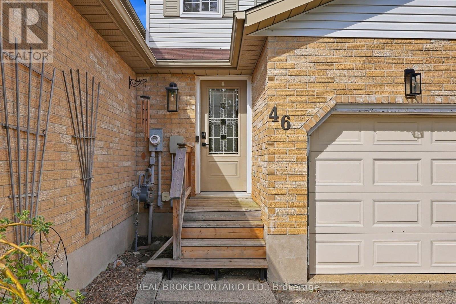 46 Andrews Drive, Mapleton, Ontario  N0G 1P0 - Photo 3 - X13696698