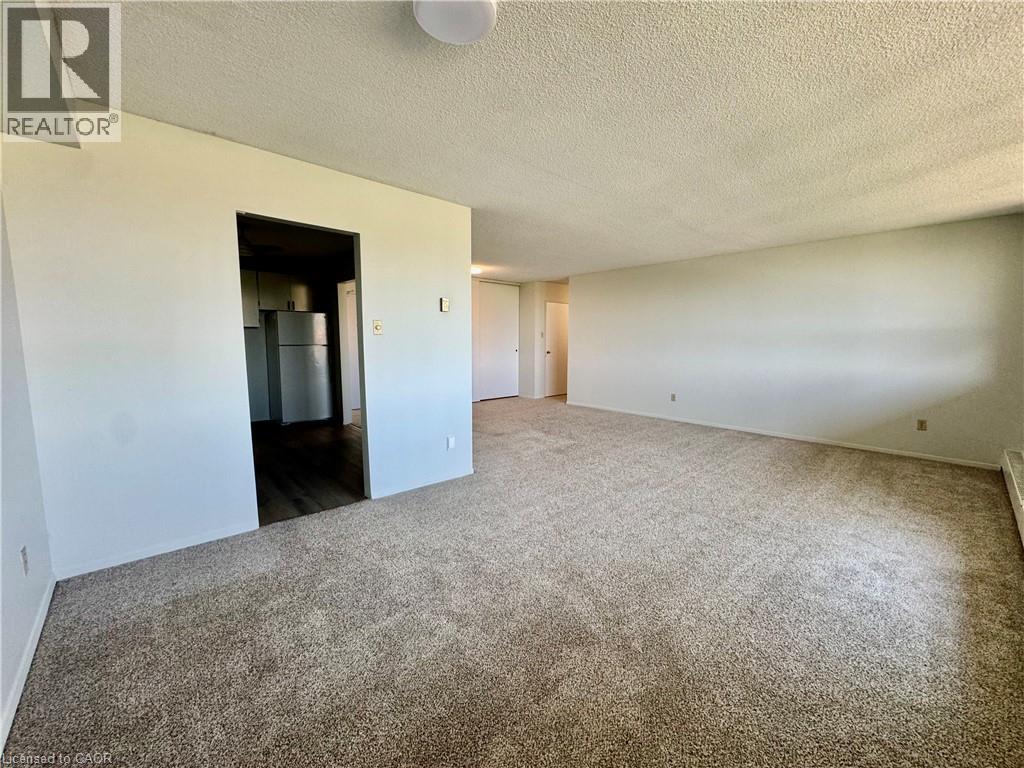 65 Westmount Road N Unit# 601, Waterloo, Ontario N2L 5G6 - Photo 4 - 40855324