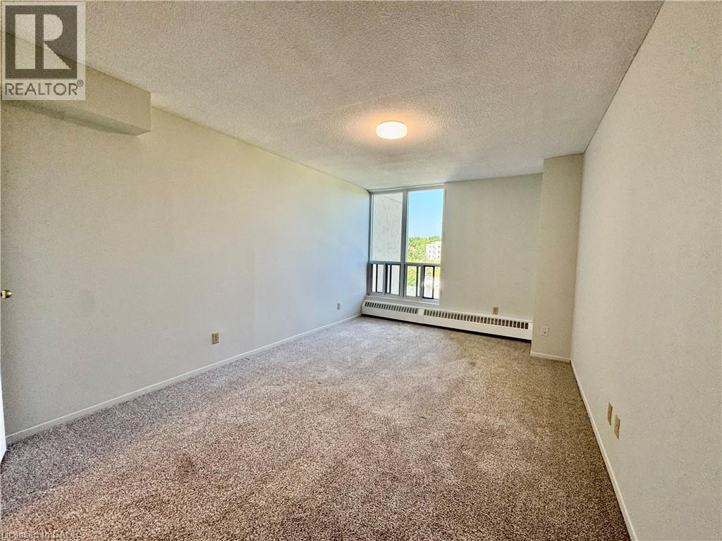 65 Westmount Road N Unit# 601, Waterloo, Ontario N2L 5G6 - Photo 7 - 40855324