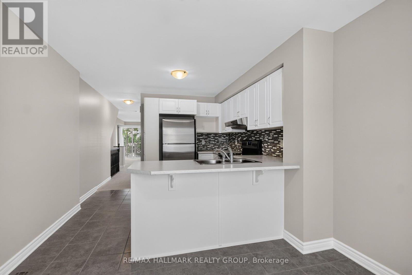 619 A Chapman Mills Drive, Ottawa, Ontario  K2J 5T1 - Photo 4 - X13691132