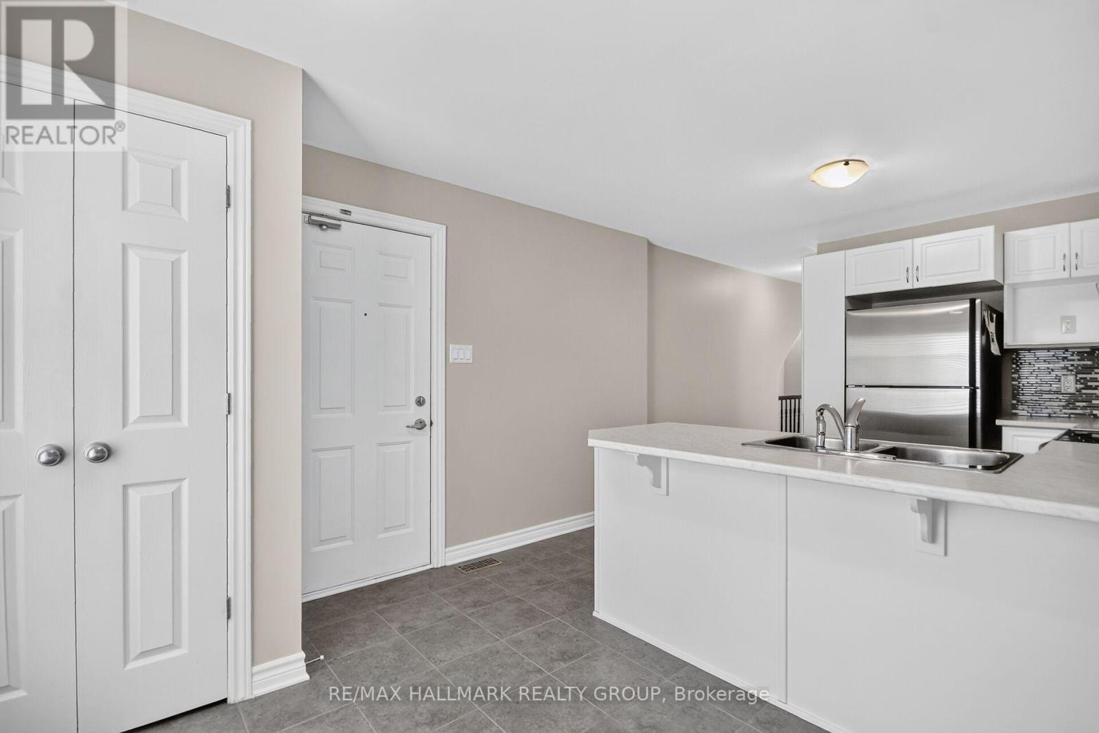 619 A Chapman Mills Drive, Ottawa, Ontario  K2J 5T1 - Photo 3 - X13691132