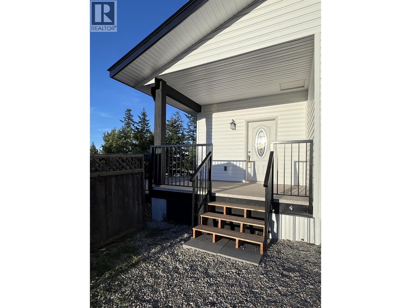 1018 Opal Street, Williams Lake, British Columbia  V2G 3M2 - Photo 3 - R3157538