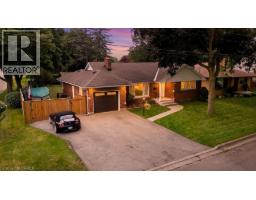 37 BURKE Avenue, Brantford, Ontario