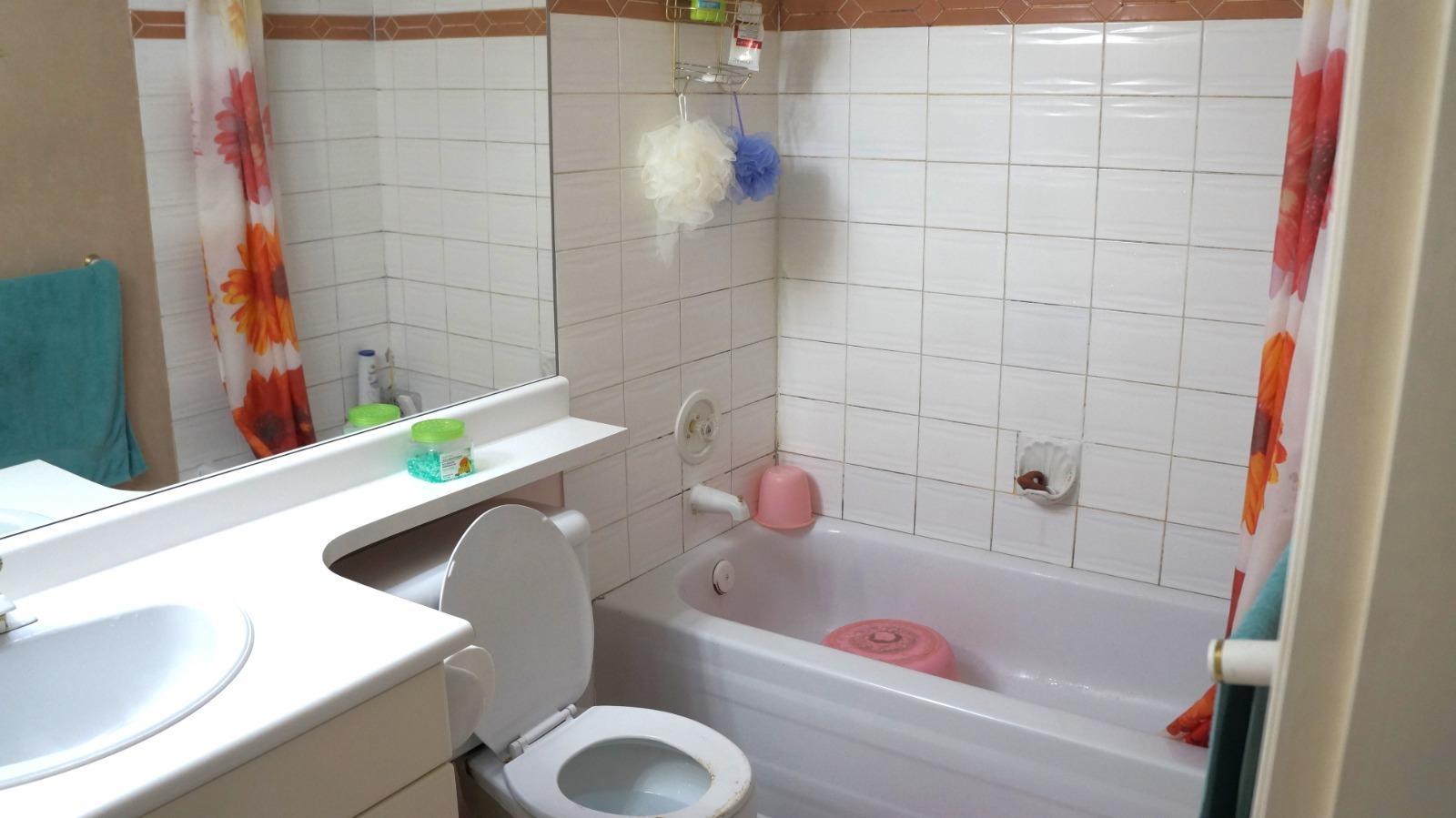 112 12633 72 Avenue, Surrey, British Columbia  V3W 0A4 - Photo 8 - R3157493