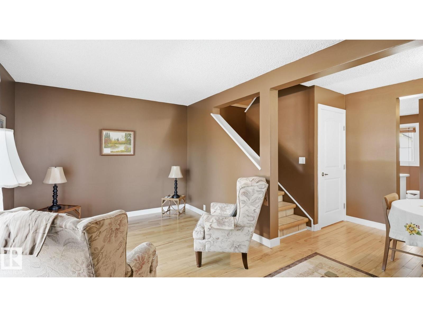 717 Village Dr, Sherwood Park, Alberta  T8A 4H9 - Photo 10 - E4504708