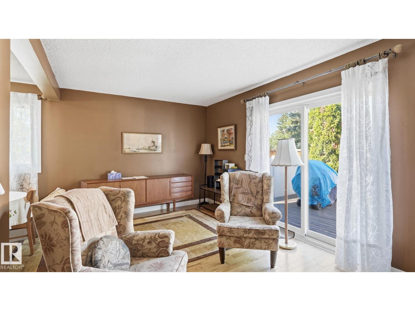 717 Village Dr, Sherwood Park, Alberta  T8A 4H9 - Photo 12 - E4504708