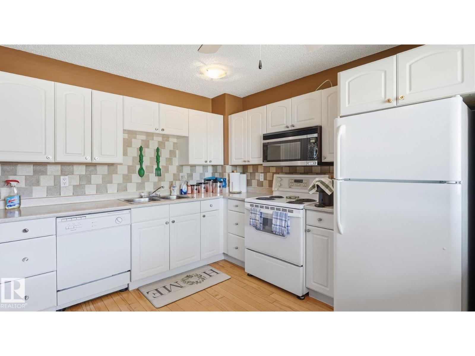 717 Village Dr, Sherwood Park, Alberta  T8A 4H9 - Photo 4 - E4504708