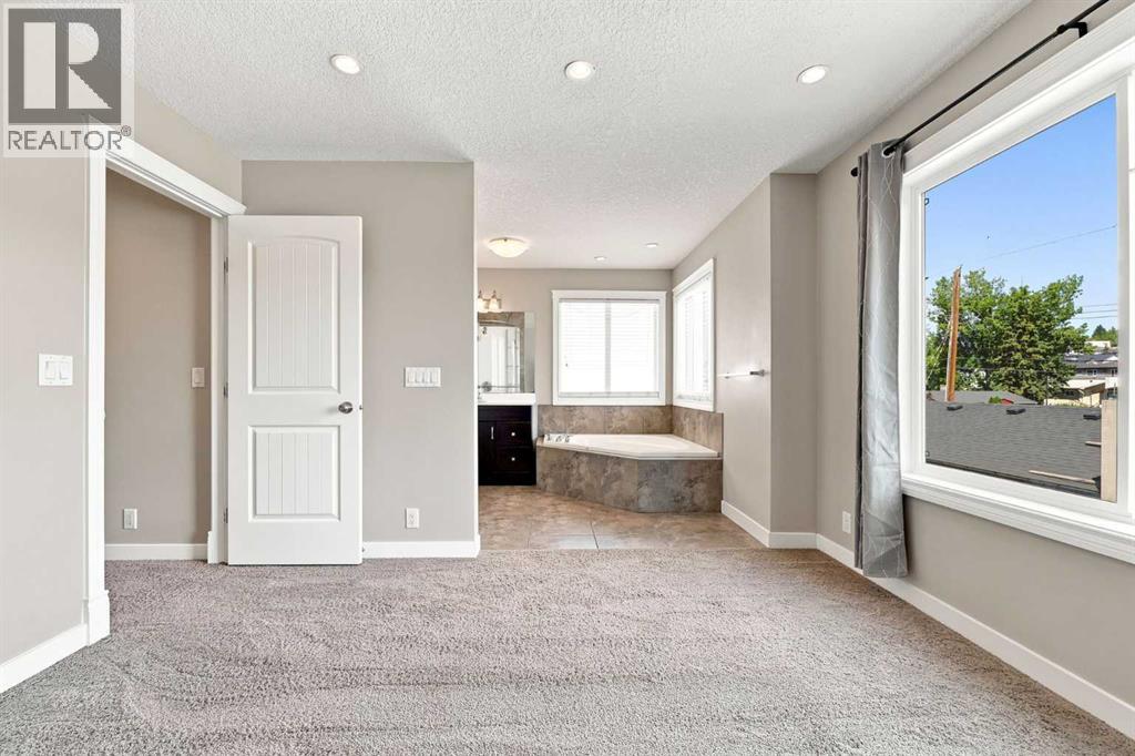 4836 Bowness Road NW, Calgary, Alberta  T3B 0B7 - Photo 19 - A2328791