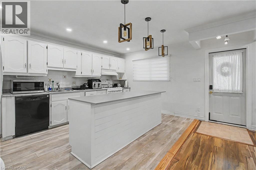 2110 Cavendish Drive Unit# Upper Floor, Burlington, Ontario  L7P 1Z3 - Photo 2 - 40856376