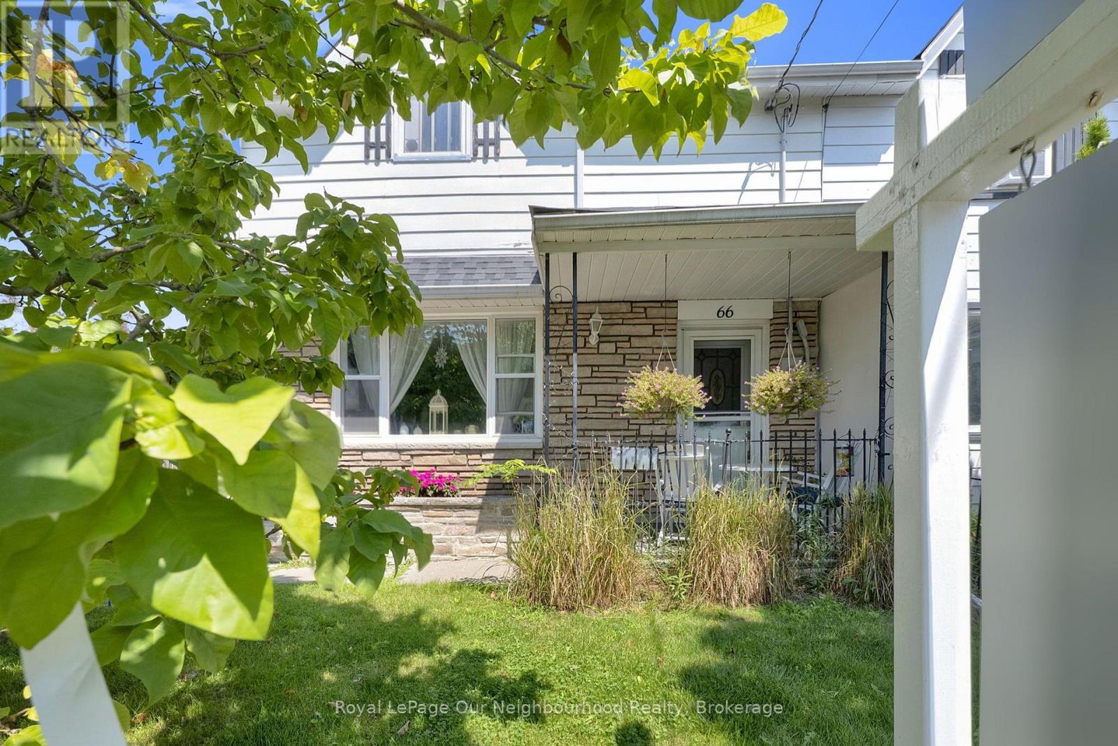 66 Wellington Street, Clarington, Ontario  L1C 1V5 - Photo 3 - E13696782