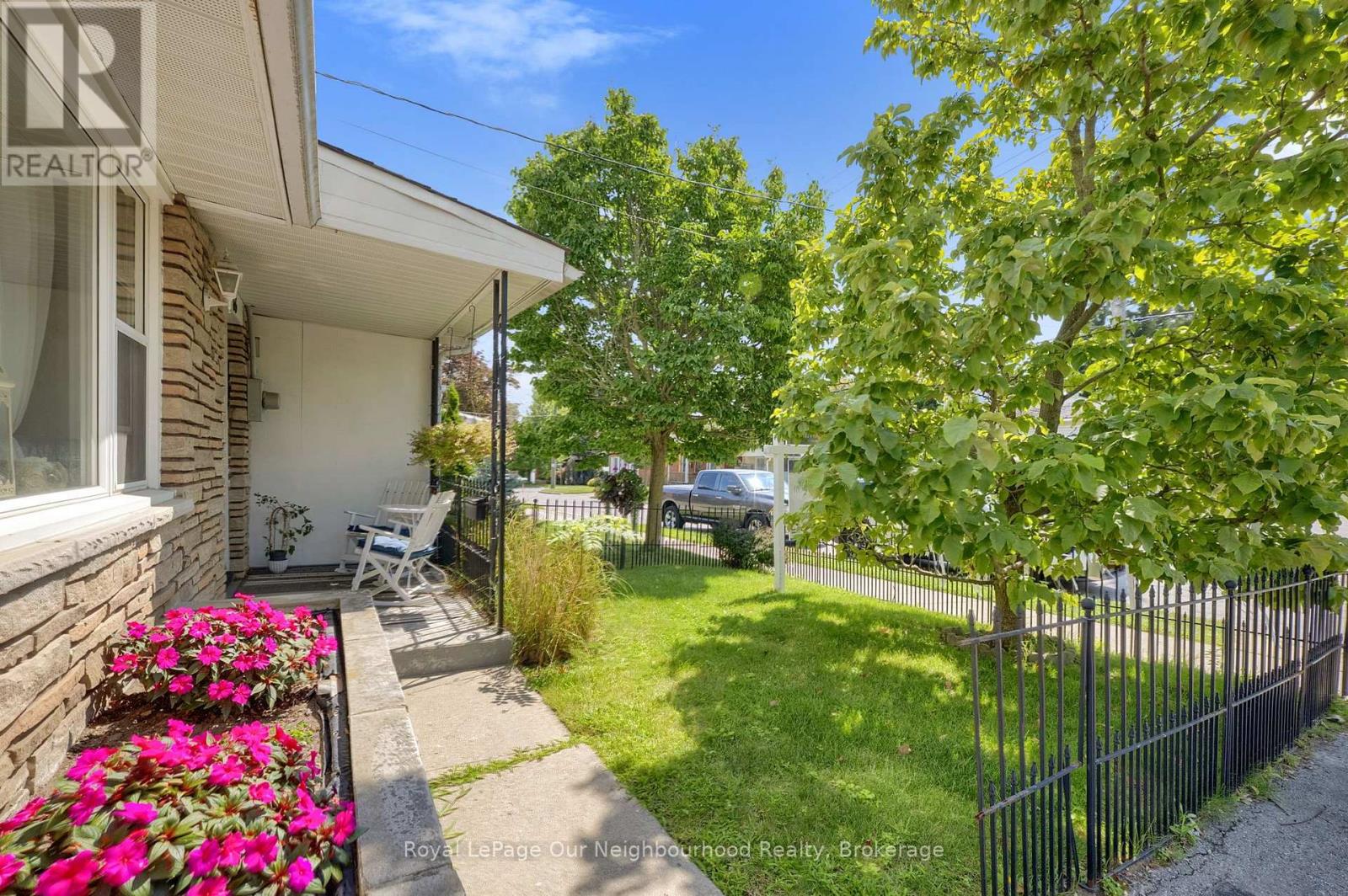 66 Wellington Street, Clarington, Ontario  L1C 1V5 - Photo 4 - E13696782
