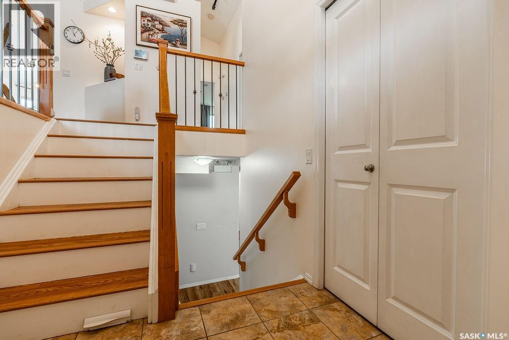 115 Blackstock Cove, Saskatoon, Saskatchewan  S7T 0H4 - Photo 2 - SK046117