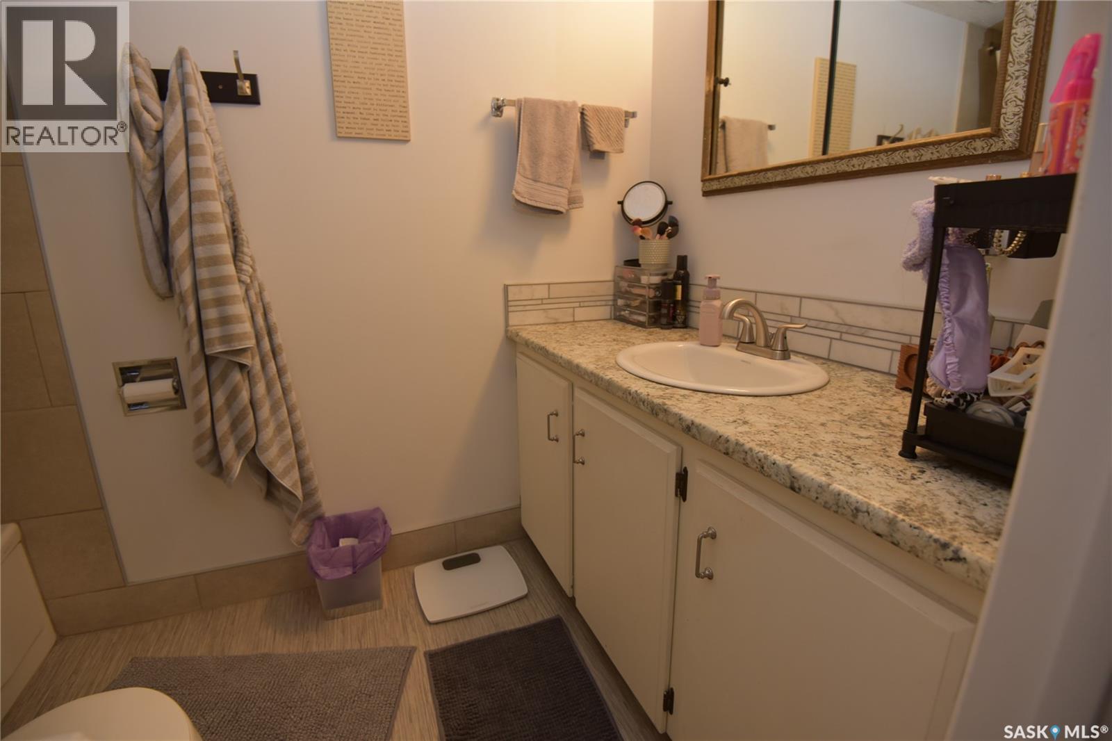 307 6th Street E, Nipawin, Saskatchewan  S0E 1E0 - Photo 42 - SK046073