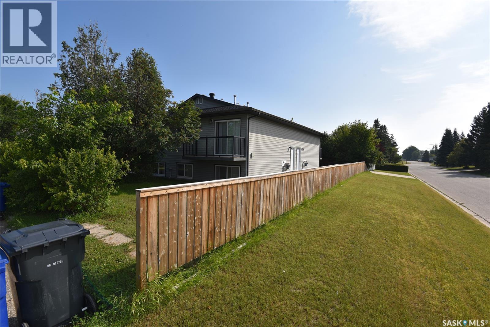 307 6th Street E, Nipawin, Saskatchewan  S0E 1E0 - Photo 5 - SK046073