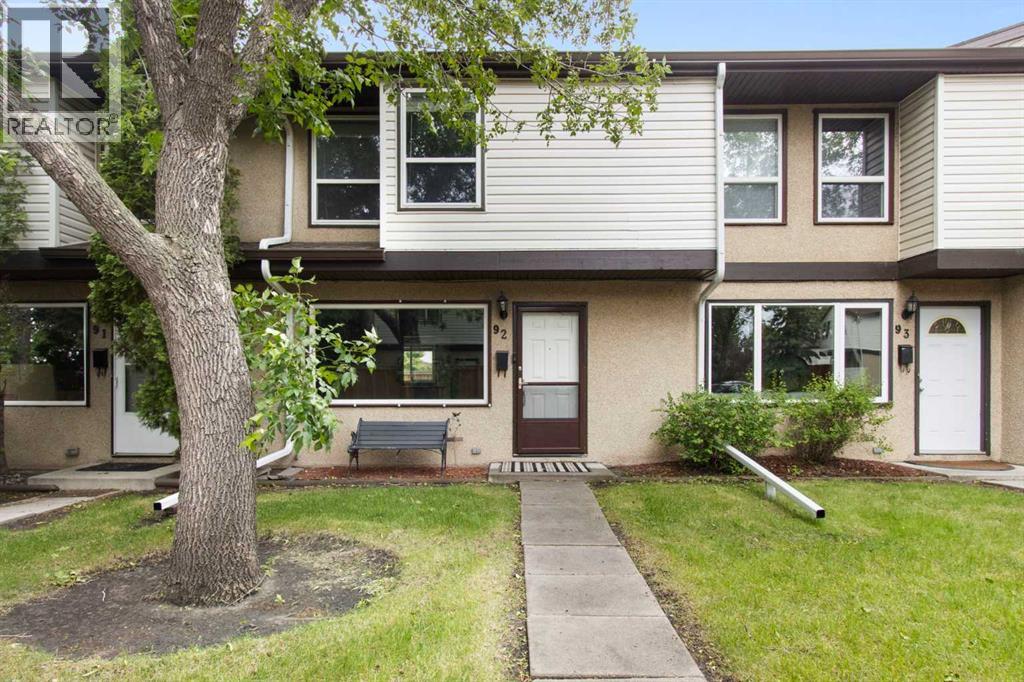 92, 630 Sabrina Road SW, Calgary, Alberta  T2W 2N7 - Photo 2 - A2313321