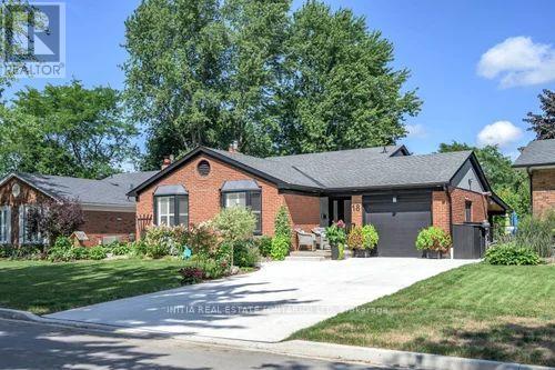 18 Hammond Crescent, London North, Ontario  N5X 1A4 - Photo 1 - X13696772