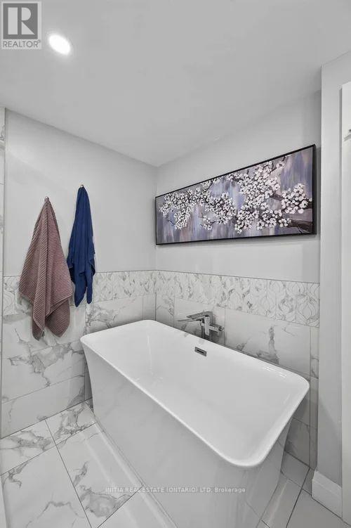 18 Hammond Crescent, London North, Ontario  N5X 1A4 - Photo 32 - X13696772