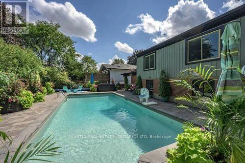 18 Hammond Crescent, London North, Ontario  N5X 1A4 - Photo 5 - X13696772