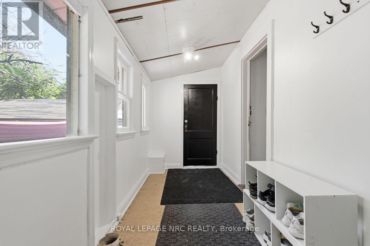 79 Carlton Street, St. Catharines, Ontario  L2R 1R1 - Photo 18 - X13695402
