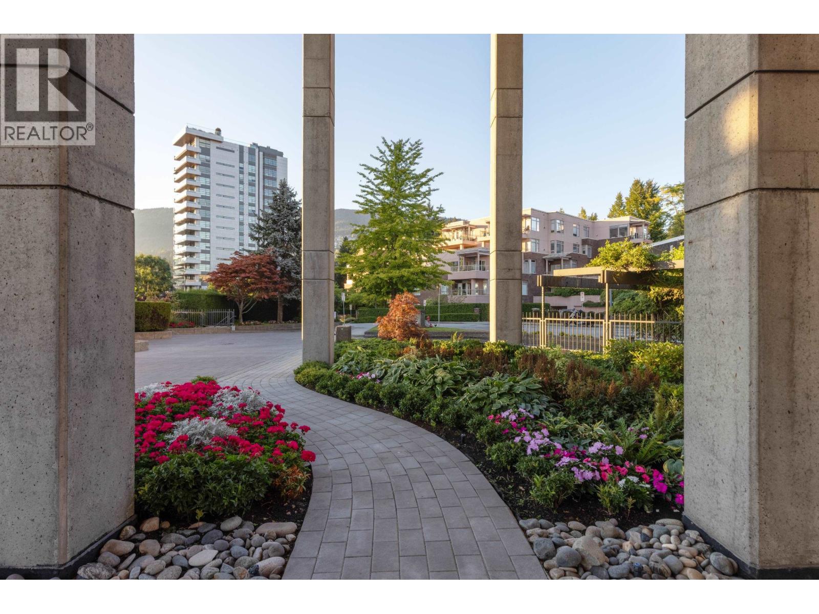 10 2250 Bellevue Avenue, West Vancouver, British Columbia  V7V 1C6 - Photo 21 - R3157008