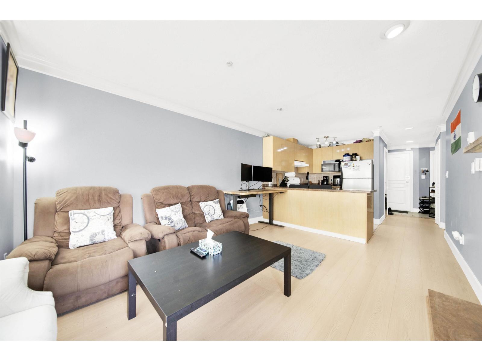 210 8115 121a Street, Surrey, British Columbia  V3W 1J2 - Photo 7 - R3157555