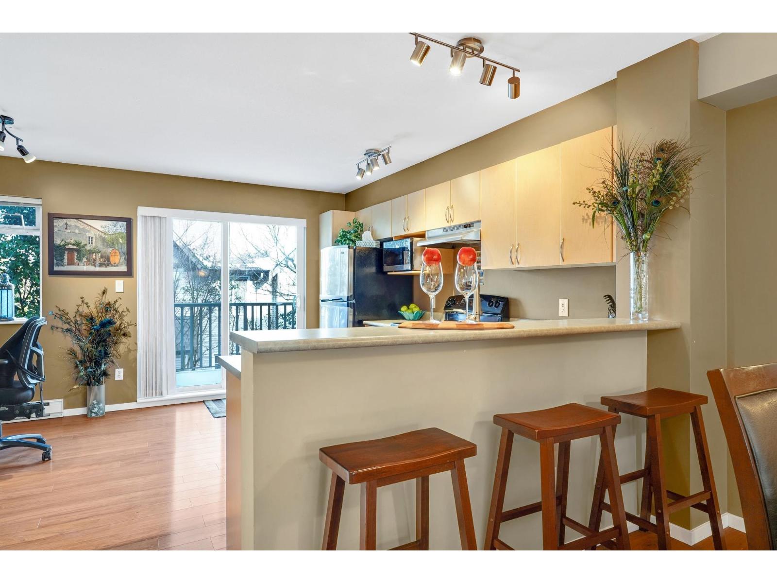 13 15175 62a Avenue, Surrey, British Columbia V3S 1X1 - Photo 8 - R3157453